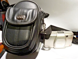 OLYMPUS Infinity 76 AF Zoom Point & Shoot 35mm Film Camera w/Camera Case TESTED - Picture 1 of 12