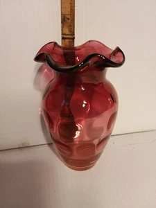 Jarrón vintage con volantes con estampado de pulgar y punto moneda arándano de vidrio Fenton EE. UU. 6" - Imagen 1 de 11