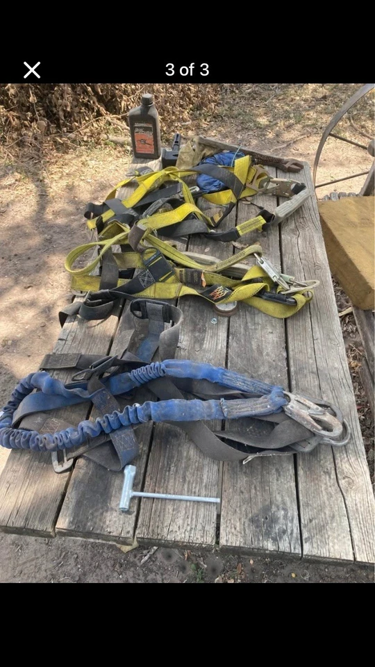 Full Body Harness With Retractable Lanyards - Image 1 of 2