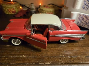 Franklin Mint Precision 1957 Chevrolet Bel Air & 1949 Buick 1/25 scale Die-cast - Picture 1 of 15