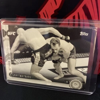 2015 Topps UFC Chronicles Black and White #32/188 Gray Maynard #51 Excellent Cnd - Image 1 of 4