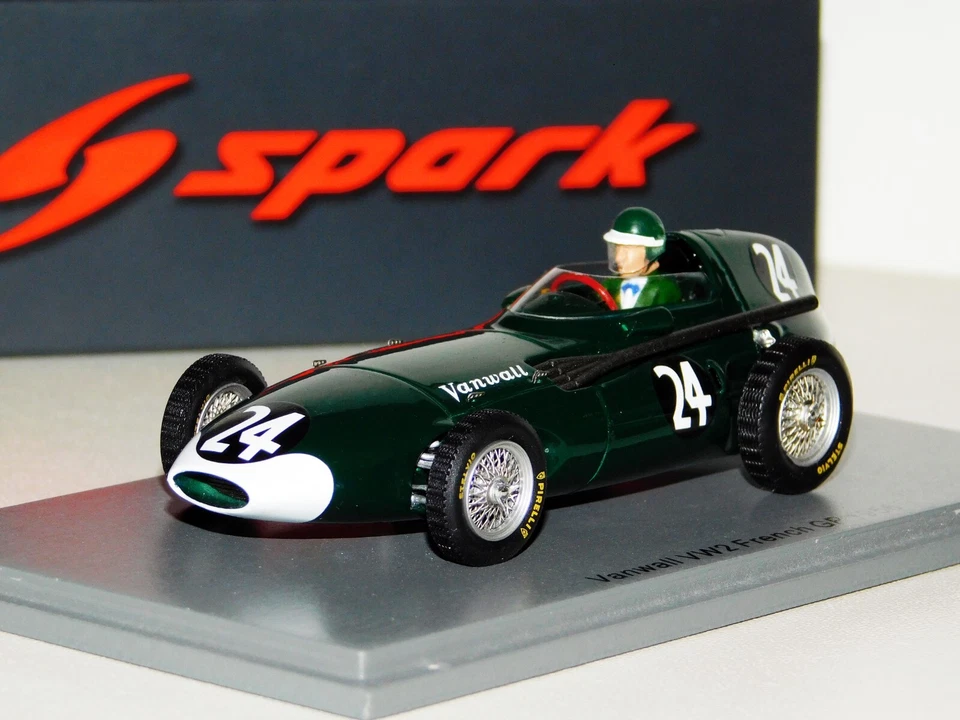 VANWALL VW2 #24 MIKE HAWTHORN FRENCH GP 1956 SPARK S7204 1:43 - Image 1 of 1