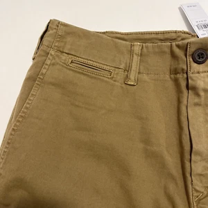 American Eagle Outfitters Men’s Khaki Active Flex Pants Straight Leg 30 x 34 NEW - Picture 1 of 7