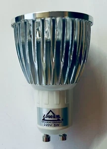 GU10 LED Downlight Bulb – 5W 220V White – Brand New (pack of 20 bulbs) - Picture 1 of 3