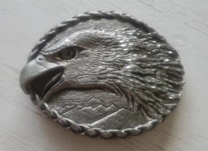 Fibbia per cintura vintage 1993 Ege argento aquila calva con bordo bordato annodato montagna - Foto 1 di 4