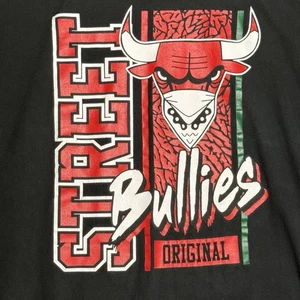 Chicago Bulls NBA Vintage Graphic T-Shirt Chicago Street Bullies 2XL *Read - Picture 1 of 6