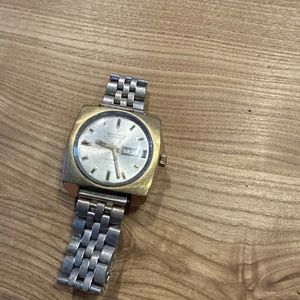 Vintage Swiss Waltham Incabloc 25 Jewels Self-Winding Men's Watch Working For Re - Picture 1 of 8