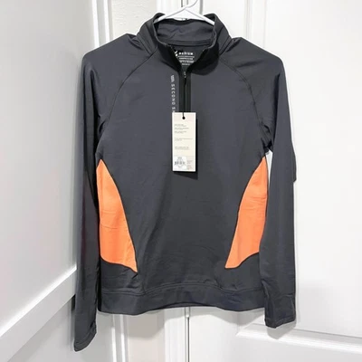 Second Skin Compression Top Womens Medium Gray CWC 1/4 Zip WSS200314 - Image 1 of 4