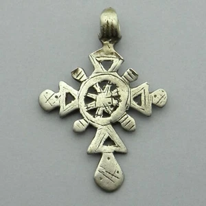 Antico ciondolo religioso grande copti. Croce copta. Medaglia in argento. - Foto 1 di 6