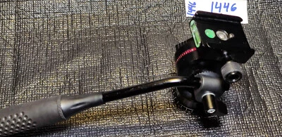 Dolica Modelo P-200 Alto Rendimiento Profesional Video Pan Cabezal Tamaño Completo Negro Foto 1 de 4