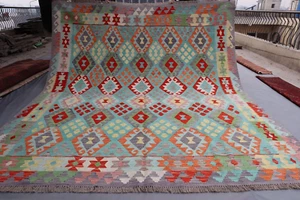 8x9 Vibrant Geometric Hand-Made Kilim with Intricate Diamond Motifs. - Picture 1 of 11