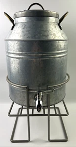 Beverage Dispenser 2.54 Gallon W Spout  Handles/Lid /Stand. Party Lemonadestand! - Picture 1 of 13