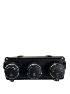 Dodge Nitro Ac Climate Control Unit P55111803Af Genuine 3.7 V8 Sxt 2010 - Picture 1 of 8