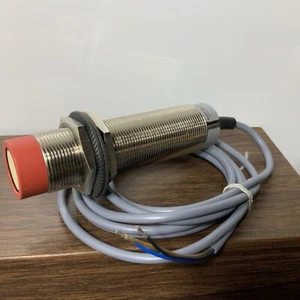 ALLEN BRADLEY 873C-D30AP30-E2 A 18-30 VDC 5mA PNP Analog Sensor Proximity Switch - Picture 1 of 8
