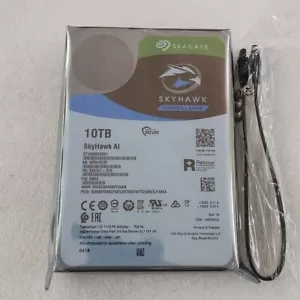 Seagate Skyhawk AI ST10000VE001 10 TB 7200 RPM 256 MB cache 6 Gb/s disco rigido SATA 3,5" - Foto 1 di 5
