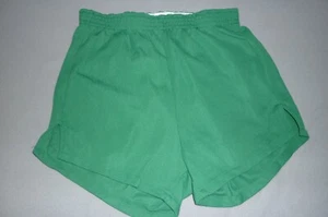 Vintage PANTALONCINO MED. PALESTRA ATLETICA RUNNER VERDE USA 100% NYLON ELASTICIZZATO - Foto 1 di 6