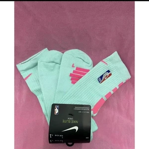 Nike Elite cyanfarbene Socken Herren 6-8 Damen 6-10 Jugendliche 5-7 Jahre (Beschreibung lesen) - Bild 1 von 3