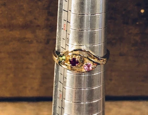 Vintage 10 Karat Gold Edelstein Mutterring mit 3 Steinen rot, grün & rosa 2 mm 1,8 g ~5,5 - Bild 1 von 9