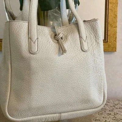 J. Bolso de Hombro Crew Pequeño Cuero Blanco Crema Hobo Cierre de Corbata Sin Forro Foto 1 de 4