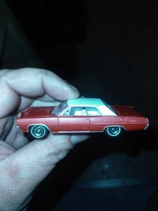 Pontiac Grand Prix 1964 Auto World Vintage Muscle, rojo, 1:64 - Imagen 1 de 5