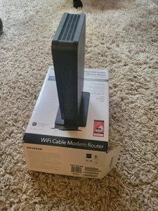 Netgear N600 WiFi Cable Modem Router 300+ Mbps - Picture 1 of 2
