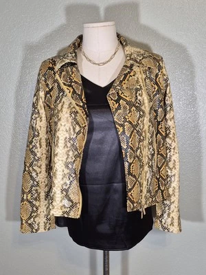 Chaqueta de motociclista con cremallera con estampado de serpiente Tahari para mujer talla pequeña negra amarilla  Foto 1 de 4