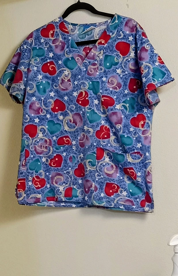 Crest Cotton Size Sm Scrub Top Heart Print - Image 1 of 4