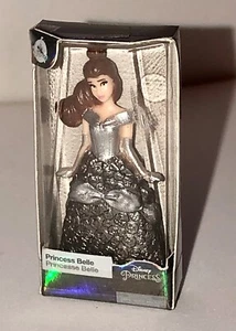 Mini Marcas Platino Disney 100 Princesa Bella Muñeca Caja Holográfica Bestia Bella - Imagen 1 de 9