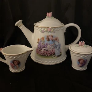 Vintage Danbury Mint Shirley Temple Tea Set Teapot Creamer, Sugar Bowl & Lids - Picture 1 of 12