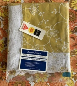 Tovaglia vintage anni 70 giallo e bianco pizzo floreale raccolta senape oro - Foto 1 di 9