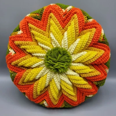 Винтажная вязаная крючком круглая бабушкина подушка зеленая оранжевая пряжа с оборками ручной работы - Изображение 1 из 4
