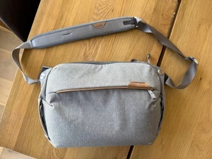 Peak Design Everyday Sling 10L Weatherproof Camera Bag Messenger Ash Gray - Picture 1 of 9