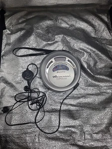 " Sony Walkman D-EJ625 Personal Portable CD Player Disc-man, good working order - Picture 1 of 7