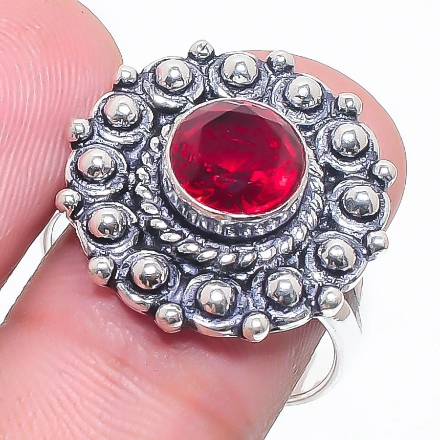 Red Garnet Gemstone Handmade 925 Sterling Silver Jewelry Ring Size 8.50US) - Image 1 of 1