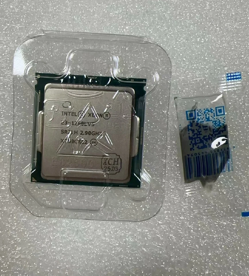 Intel Xeon E3-1260L V5 E3-1260LV5 SR2LH 2.90GHz 4-Core LGA 1151 CPU Processor - Image 1 of 4