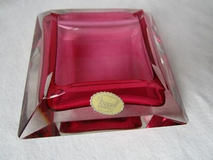 Posselt Kristall-Glas Aschenbecher rosa aus Sammlung quadratisch 12x12cm Top - Picture 1 of 9