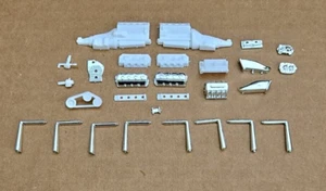 AMT 1/25 STINGAREE! MOTORE DRAGSTER CORVETTE FUNNY CAR E RELATIVI RICAMBI - Foto 1 di 3