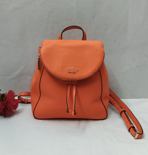 Zaino Kate Spade New York arancione pelle ciottolata cerniera coulisse manico superiore