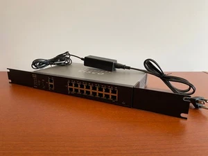 Cisco RV345 Dual WAN VPN Gigabit Router - Afbeelding 1 van 4