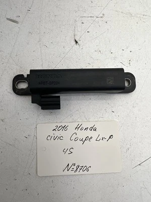 Módulo de control de antena Honda Civic 2016-2021 cupé OEM. Foto 1 de 4