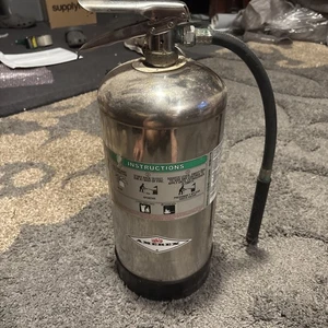 Amerex B260 Nasschemischer Feuerlöscher 6L - Bild 1 von 5