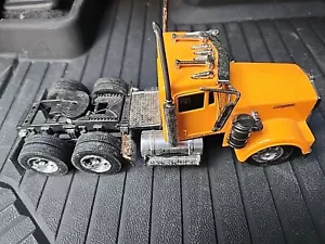 ORANGE 1:32 Scale Kenworth (AS IS) - Picture 1 of 10