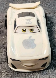 Disney Cars Apple Car Diecast Matthew Overtaker Matt iCar Blanco Axxelo Stock Car - Imagen 1 de 5