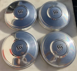 Buick Skylark 1971-85 10.5" Wheel Dog Dish Hub Cap Silver Black - Genuine OEM - Picture 1 of 14