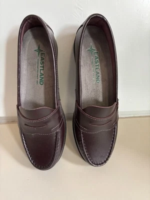 Mocasines Eastland Classic II Penny - Para mujer talla 8,5 - Borgoña 3924 m - Nuevos en caja Foto 1 de 4