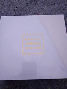 SEALED AND COMPLETE BEAUTY AIRBRUSH SYSTEM GREEN -NEW IN BOX- MAKEUP APPLICATION - Picture 1 of 1