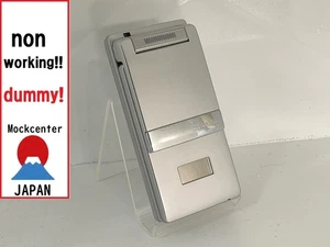 【factice!】 SHARP 911SH (couleur argent) softbank-japon téléphone portable qui ne fonctionne pas - Photo 1 sur 4