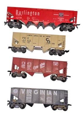 Lot of 4 Vintage HO Gauge Open Hoppers Varney 1961 2 Bay Sprung Trucks RTR - Image 1 of 4