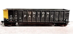 Union Pacific Railroad Bathtub Hopper Empty 49500 Walthers HO Scale Weathered - Picture 1 of 6