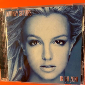BRITNEY SPEARS - IN THE ZONE - CD 2003 JIVE RECORDS - VERY GOOD PLUS - Imagen 1 de 4